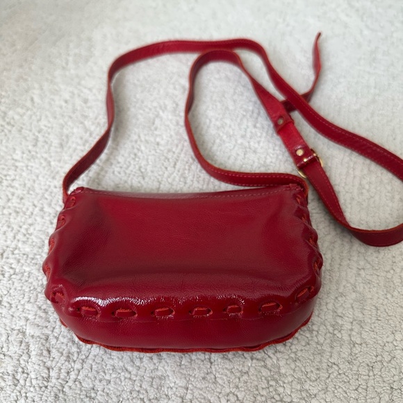 Elegant Unique Deep Red Leather Handmade Glossy Finish Crossbody Small Bag - Picture 5 of 12